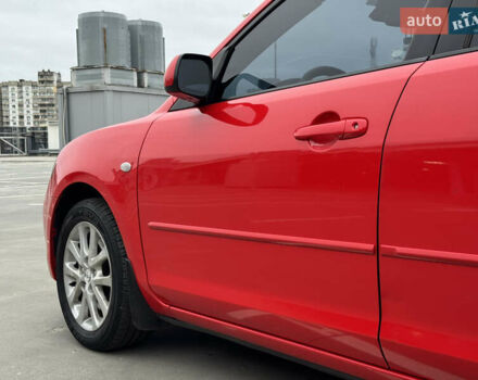 Красный Мазда 3, объемом двигателя 2 л и пробегом 205 тыс. км за 5900 $, фото 17 на Automoto.ua