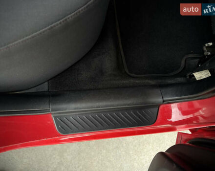 Красный Мазда 3, объемом двигателя 2 л и пробегом 205 тыс. км за 5900 $, фото 34 на Automoto.ua