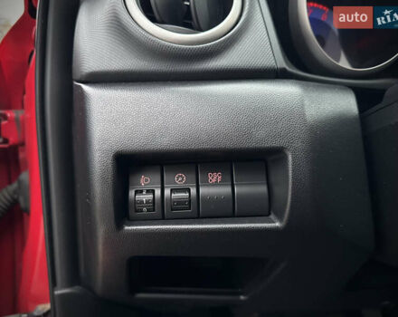 Красный Мазда 3, объемом двигателя 2 л и пробегом 205 тыс. км за 5900 $, фото 24 на Automoto.ua