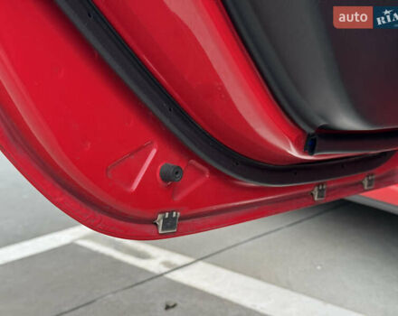 Красный Мазда 3, объемом двигателя 2 л и пробегом 205 тыс. км за 5900 $, фото 65 на Automoto.ua