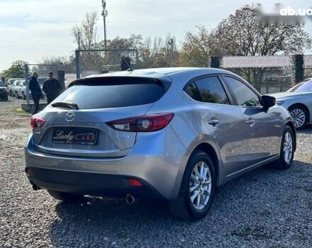 Красный Мазда 3, объемом двигателя 2.5 л и пробегом 98 тыс. км за 9999 $, фото 5 на Automoto.ua