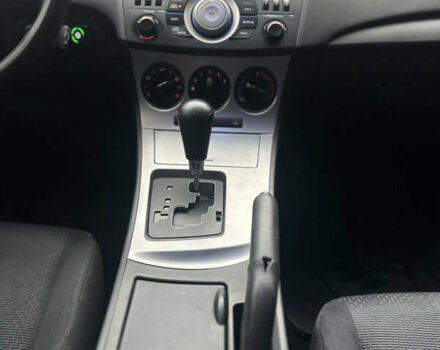 Красный Мазда 3, объемом двигателя 2 л и пробегом 199 тыс. км за 6800 $, фото 20 на Automoto.ua