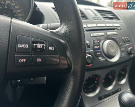 Красный Мазда 3, объемом двигателя 2 л и пробегом 199 тыс. км за 6800 $, фото 12 на Automoto.ua