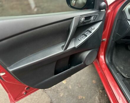 Красный Мазда 3, объемом двигателя 2 л и пробегом 199 тыс. км за 6800 $, фото 10 на Automoto.ua