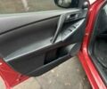 Красный Мазда 3, объемом двигателя 2 л и пробегом 199 тыс. км за 6800 $, фото 10 на Automoto.ua