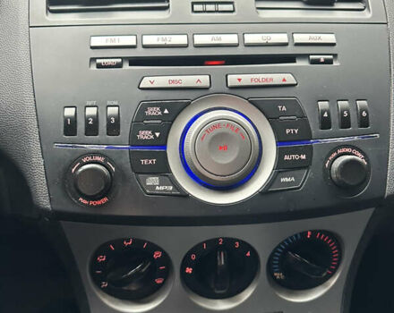 Красный Мазда 3, объемом двигателя 2 л и пробегом 199 тыс. км за 6800 $, фото 17 на Automoto.ua