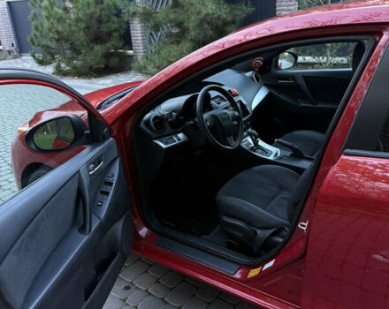 Червоний Мазда 3, об'ємом двигуна 1.6 л та пробігом 241 тис. км за 8799 $, фото 13 на Automoto.ua
