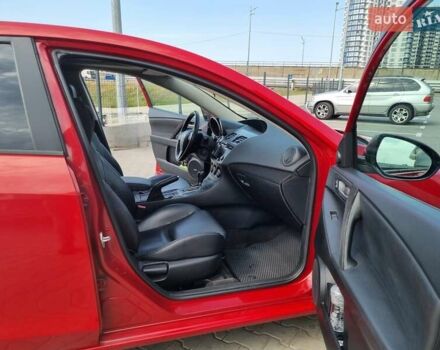 Червоний Мазда 3, об'ємом двигуна 2 л та пробігом 201 тис. км за 9200 $, фото 5 на Automoto.ua