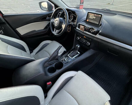 Красный Мазда 3, объемом двигателя 2.49 л и пробегом 172 тыс. км за 10200 $, фото 7 на Automoto.ua