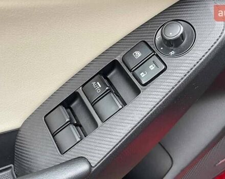 Красный Мазда 3, объемом двигателя 2.49 л и пробегом 172 тыс. км за 11990 $, фото 13 на Automoto.ua