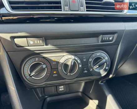 Червоний Мазда 3, об'ємом двигуна 1.6 л та пробігом 69 тис. км за 11500 $, фото 16 на Automoto.ua