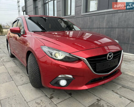 Красный Мазда 3, объемом двигателя 1.5 л и пробегом 140 тыс. км за 13950 $, фото 1 на Automoto.ua