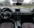 Красный Мазда 3, объемом двигателя 2 л и пробегом 158 тыс. км за 10800 $, фото 8 на Automoto.ua