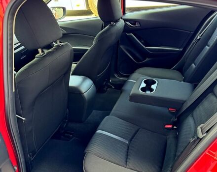 Червоний Мазда 3, об'ємом двигуна 1.5 л та пробігом 68 тис. км за 15800 $, фото 5 на Automoto.ua