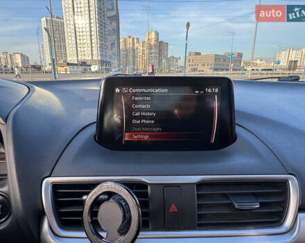 Красный Мазда 3, объемом двигателя 2.5 л и пробегом 100 тыс. км за 13000 $, фото 15 на Automoto.ua