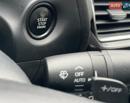 Красный Мазда 3, объемом двигателя 1.5 л и пробегом 125 тыс. км за 13600 $, фото 26 на Automoto.ua