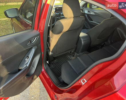 Червоний Мазда 3, об'ємом двигуна 1.5 л та пробігом 105 тис. км за 16300 $, фото 6 на Automoto.ua