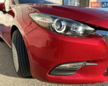 Красный Мазда 3, объемом двигателя 2 л и пробегом 67 тыс. км за 12600 $, фото 5 на Automoto.ua