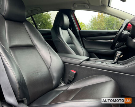 Красный Мазда 3, объемом двигателя 2 л и пробегом 50 тыс. км за 24500 $, фото 9 на Automoto.ua