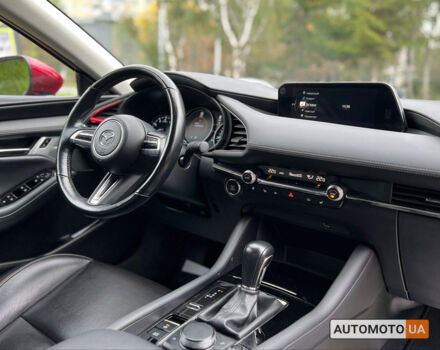 Красный Мазда 3, объемом двигателя 2 л и пробегом 50 тыс. км за 24500 $, фото 11 на Automoto.ua