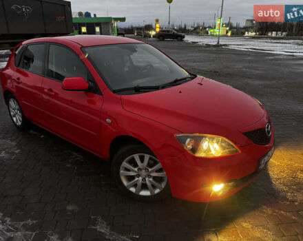 Красный Мазда 3, объемом двигателя 1.6 л и пробегом 232 тыс. км за 5800 $, фото 1 на Automoto.ua