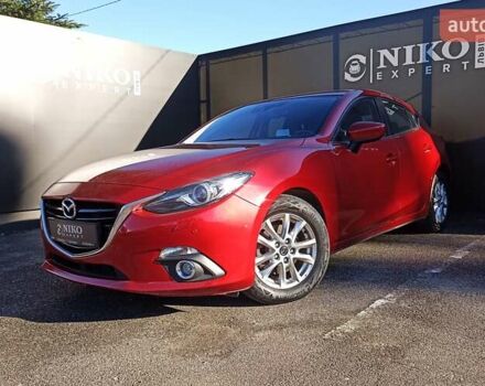 Красный Мазда 3, объемом двигателя 2 л и пробегом 110 тыс. км за 12200 $, фото 1 на Automoto.ua