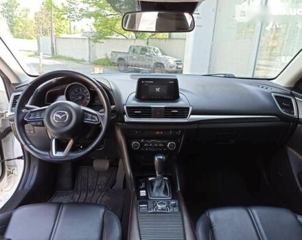 Мазда 3, объемом двигателя 2 л и пробегом 124 тыс. км за 15650 $, фото 12 на Automoto.ua