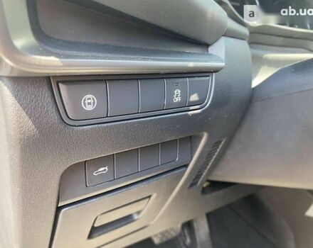 Мазда 3, об'ємом двигуна 2.5 л та пробігом 9 тис. км за 16500 $, фото 10 на Automoto.ua