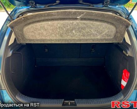 Мазда 3, об'ємом двигуна 1.6 л та пробігом 190 тис. км за 5650 $, фото 7 на Automoto.ua