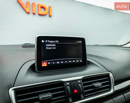 Мазда 3, объемом двигателя 1.5 л и пробегом 215 тыс. км за 11564 $, фото 13 на Automoto.ua