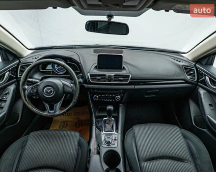 Мазда 3, объемом двигателя 1.5 л и пробегом 215 тыс. км за 11564 $, фото 9 на Automoto.ua