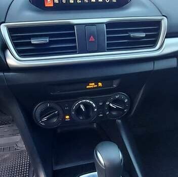 Мазда 3, объемом двигателя 2 л и пробегом 117 тыс. км за 12600 $, фото 40 на Automoto.ua