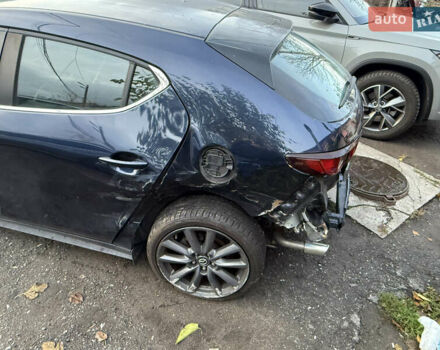 Мазда 3, объемом двигателя 0 л и пробегом 116 тыс. км за 14000 $, фото 10 на Automoto.ua