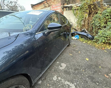 Мазда 3, объемом двигателя 0 л и пробегом 116 тыс. км за 14000 $, фото 11 на Automoto.ua