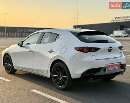 Мазда 3, объемом двигателя 0 л и пробегом 14 тыс. км за 20999 $, фото 3 на Automoto.ua