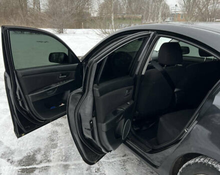 Мазда 3, объемом двигателя 2 л и пробегом 197 тыс. км за 5500 $, фото 7 на Automoto.ua