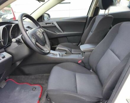 Мазда 3, объемом двигателя 0 л и пробегом 42 тыс. км за 9800 $, фото 7 на Automoto.ua