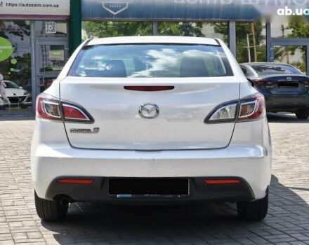 Мазда 3, объемом двигателя 0 л и пробегом 42 тыс. км за 9800 $, фото 5 на Automoto.ua