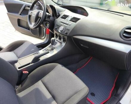 Мазда 3, объемом двигателя 0 л и пробегом 42 тыс. км за 9800 $, фото 11 на Automoto.ua