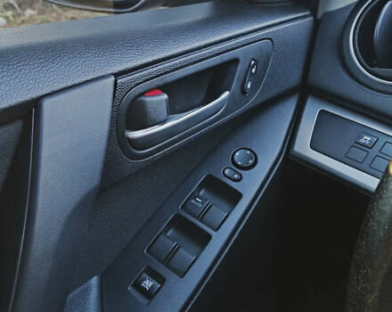 Мазда 3, об'ємом двигуна 2 л та пробігом 238 тис. км за 8950 $, фото 38 на Automoto.ua