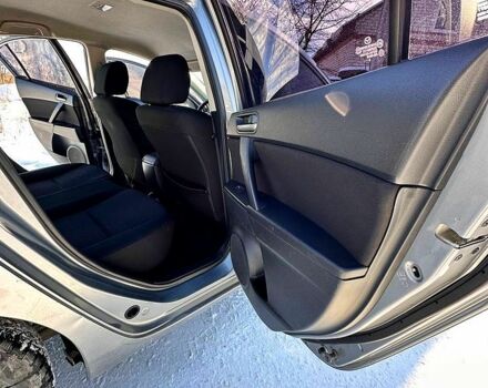 Мазда 3, объемом двигателя 20 л и пробегом 226 тыс. км за 7600 $, фото 8 на Automoto.ua
