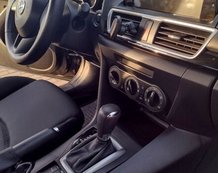 Мазда 3, объемом двигателя 2 л и пробегом 193 тыс. км за 9000 $, фото 3 на Automoto.ua