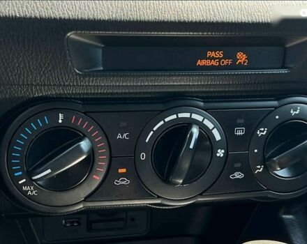 Мазда 3, объемом двигателя 2 л и пробегом 188 тыс. км за 10500 $, фото 14 на Automoto.ua