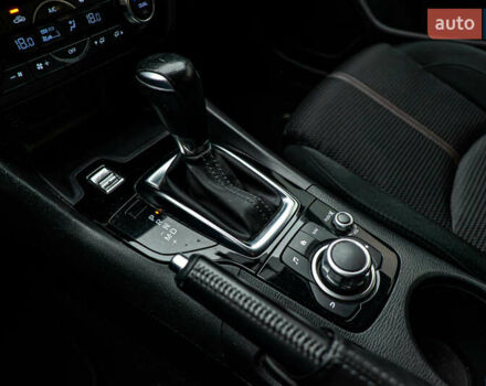 Мазда 3 2017 у Києві на Automoto.ua Мазда 3, об'ємом двигуна 1.5 л та пробігом 95 тис. км за 15108 $, фото 16 на Automoto.ua