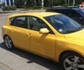 Желтый Мазда 3, объемом двигателя 2 л и пробегом 270 тыс. км за 4000 $, фото 5 на Automoto.ua