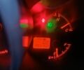 Желтый Мазда 3, объемом двигателя 1.6 л и пробегом 205 тыс. км за 5550 $, фото 3 на Automoto.ua