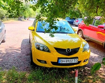 Желтый Мазда 3, объемом двигателя 1.6 л и пробегом 185 тыс. км за 5000 $, фото 3 на Automoto.ua