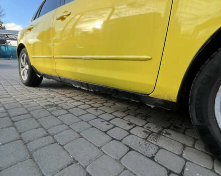 Жовтий Мазда 3, об'ємом двигуна 1.6 л та пробігом 206 тис. км за 4190 $, фото 7 на Automoto.ua