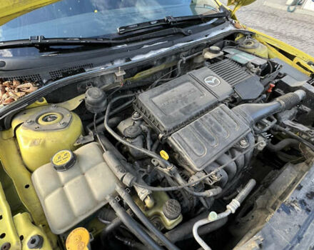 Жовтий Мазда 3, об'ємом двигуна 1.6 л та пробігом 206 тис. км за 4190 $, фото 17 на Automoto.ua