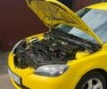 Желтый Мазда 3, объемом двигателя 1.6 л и пробегом 196 тыс. км за 4700 $, фото 2 на Automoto.ua